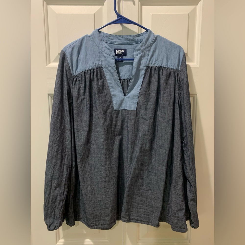 Lands' End Medium two tone Blue Shirt size Medium